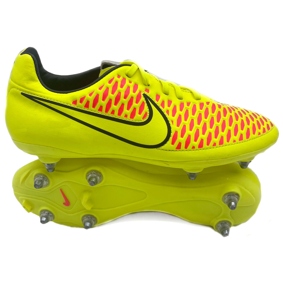 Nike magista onda football boots online