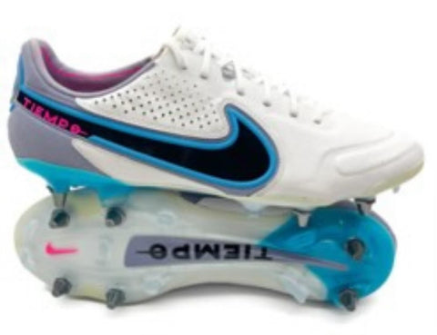 2x Nike Tiempo Legend 9