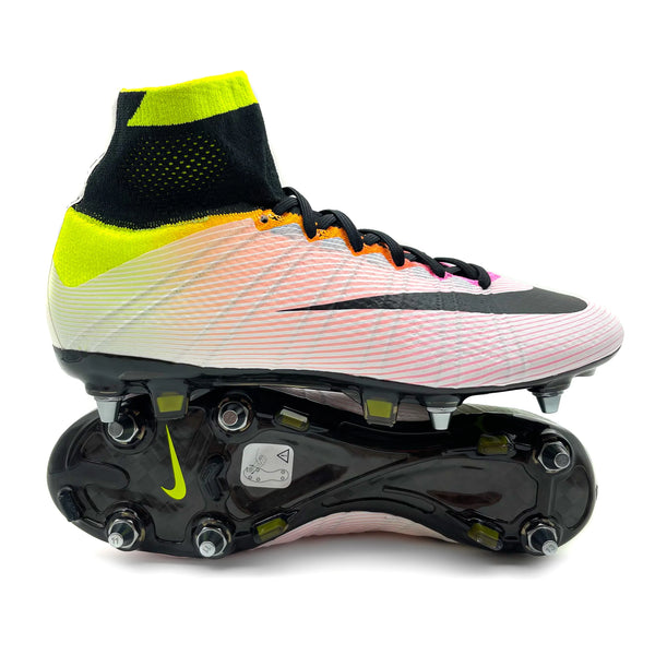 Nike Superfly 4 hotsell SG Pro